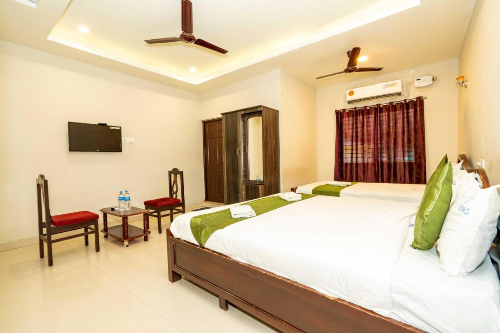 Hotel Ramleela Rāmeswaram Esterno foto